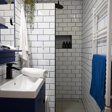 Brightside * Budapest