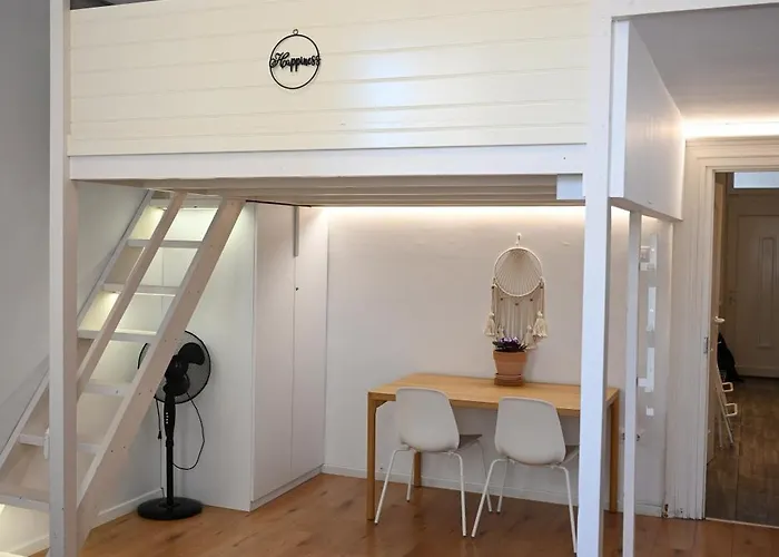 Brightside Apartment